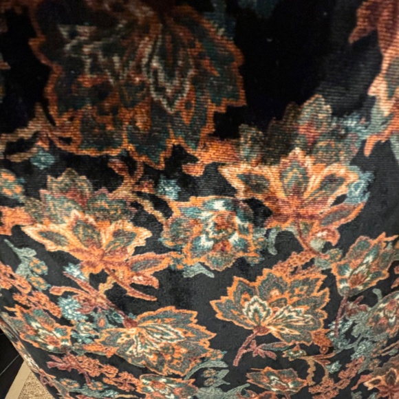 NWT Chelsea & Violet Velvet Floral Print Mini Wrap Dress Medium - Picture 7 of 7